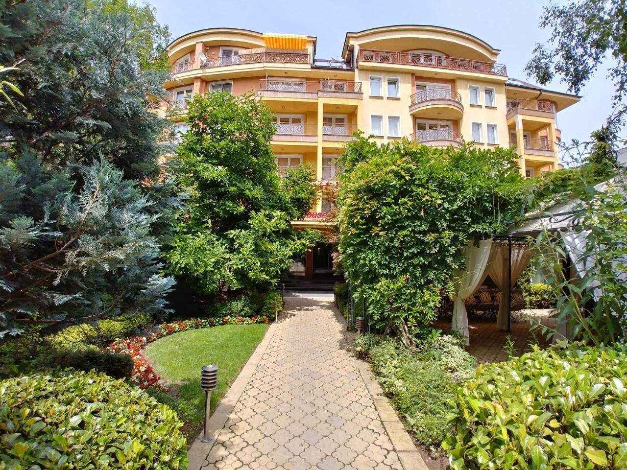 Aparthouse Borovo София Екстериор снимка
