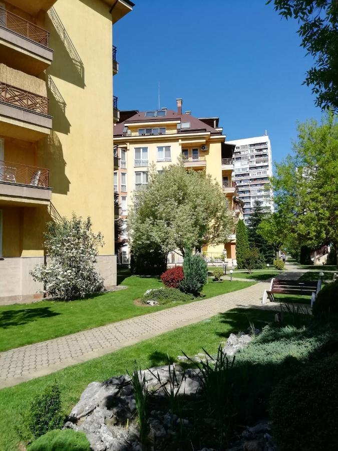 Aparthouse Borovo София Екстериор снимка
